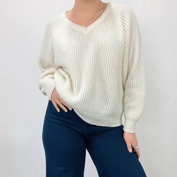 Vintage b.i. Gear Cream V-Neck Sweater - Picture 2 of 5